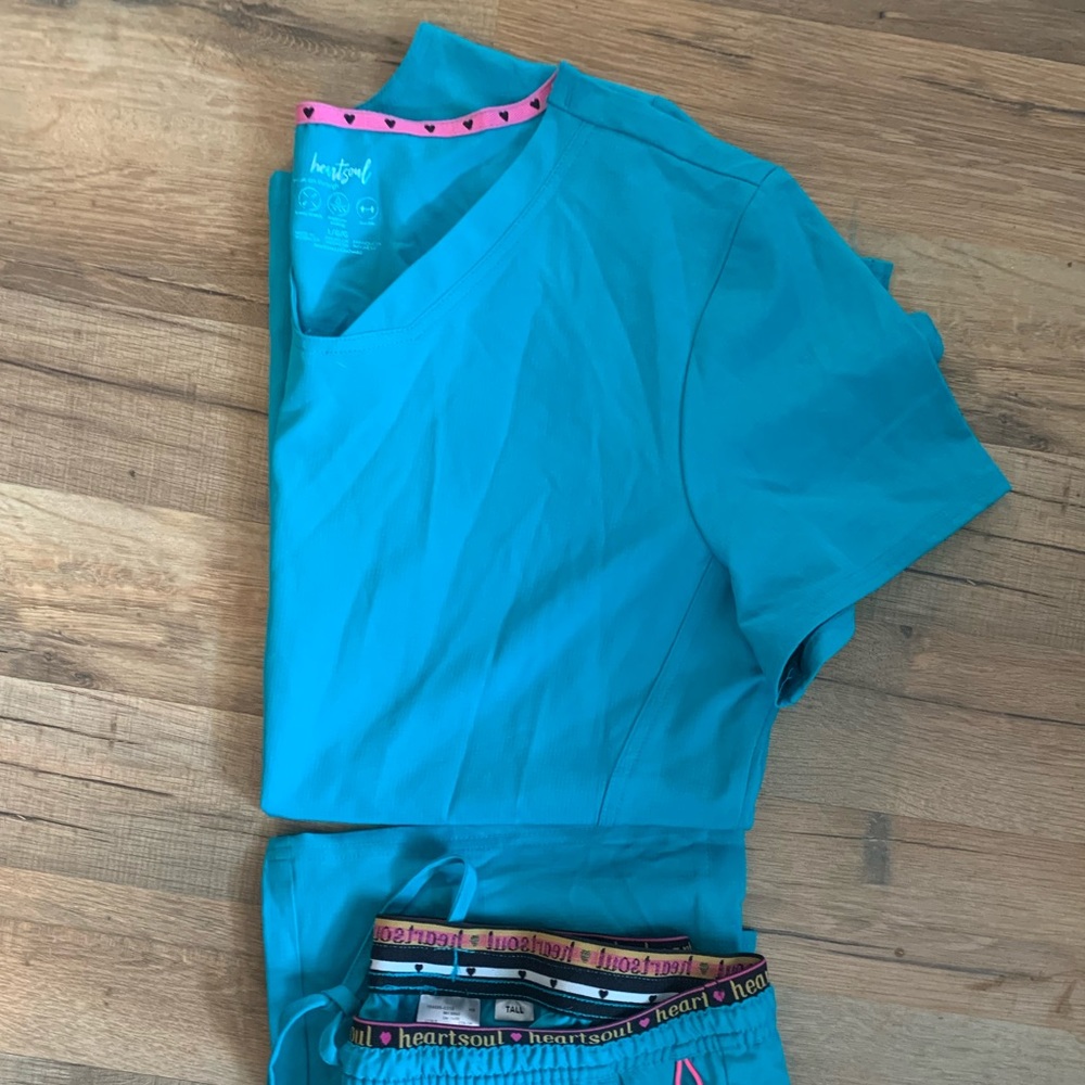 Heartsoul scrub set